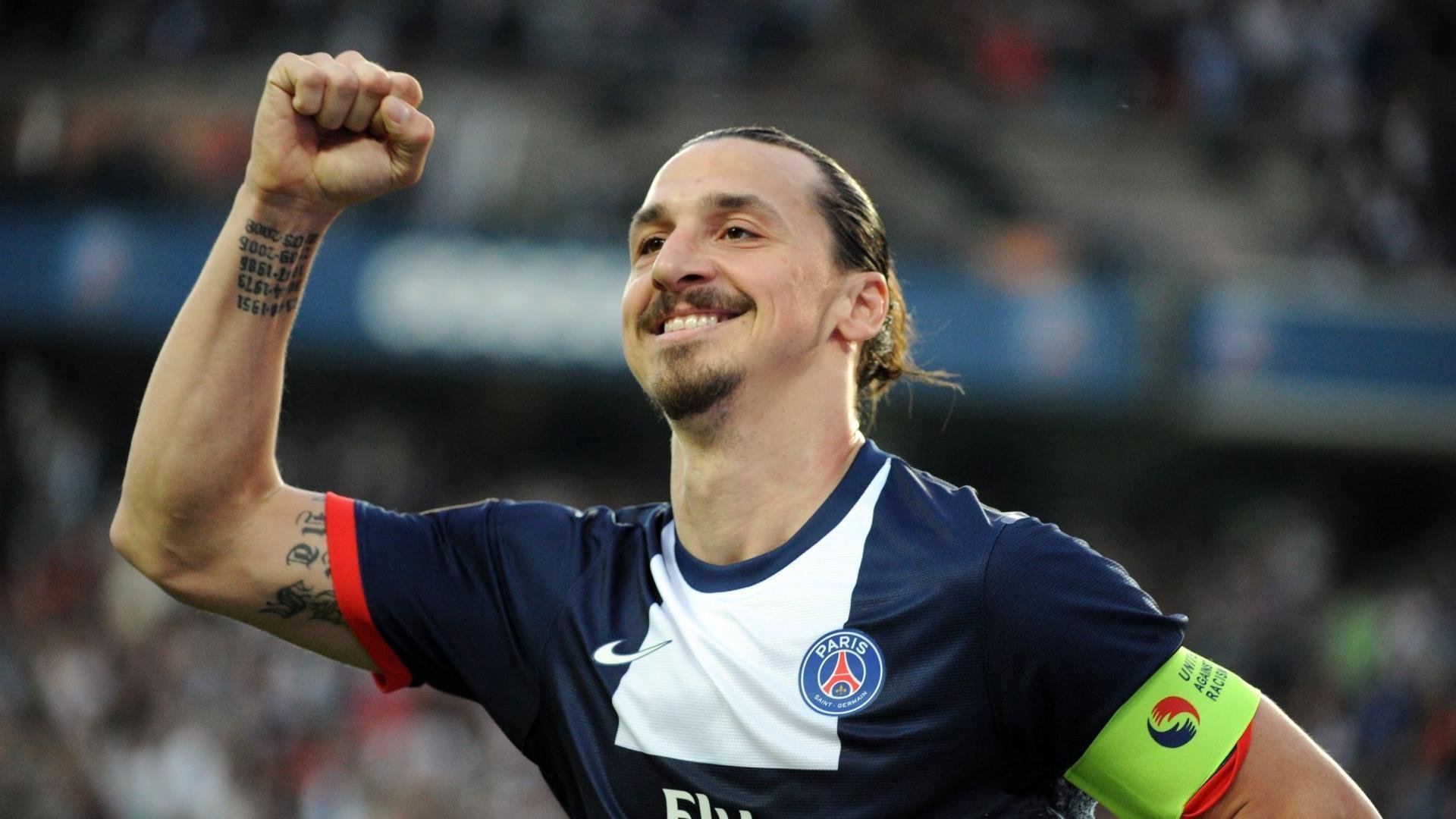 开云体育登录-神迹之夜！阿尔瓦雷斯以一己之力扭转乾坤，里昂化身终结者收割牙买加